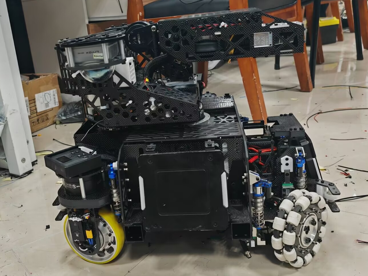 巡防机器人